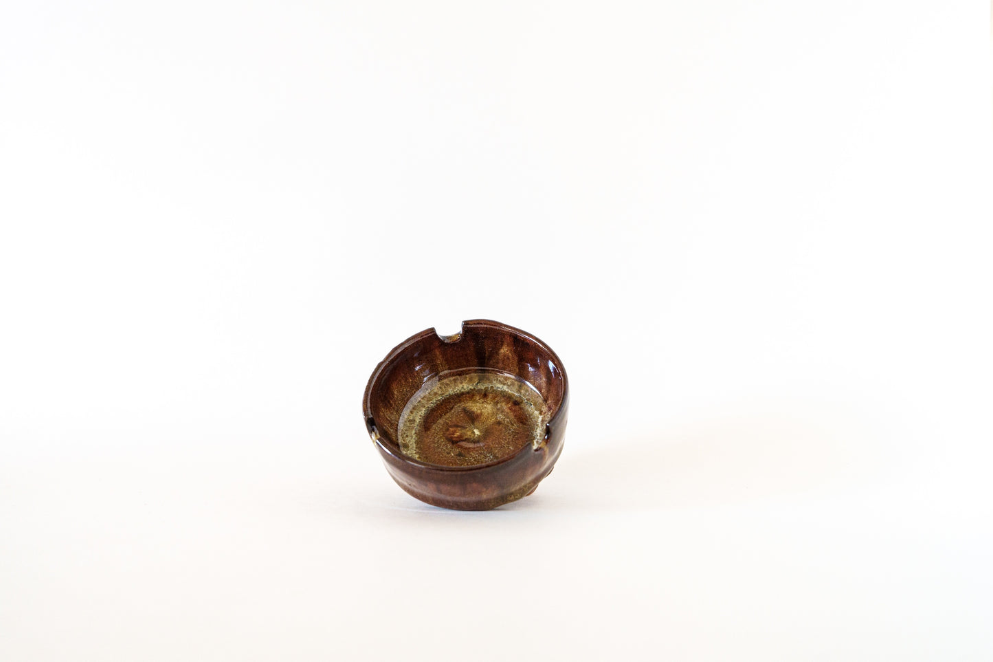 ashtray - honey pot